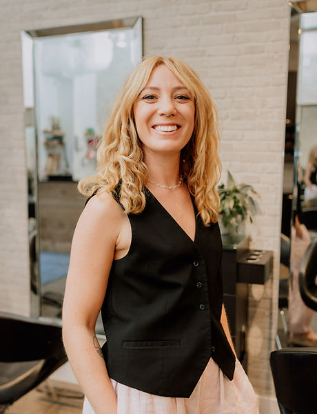 Tayla senior stylist