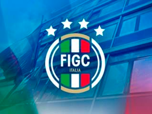 Un altro "grande vecchio", secondo tradizione, per salvare la nazionale di calcio? 