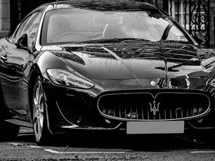 Maserati, una morte annunciata. La Uilm scrive a John Elkann