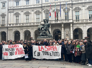 Torino si mobiliti contro la svendita de La Stampa 