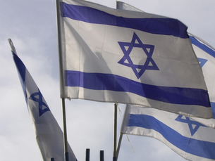 Israele lancia l'attacco finale su Gaza City. Palestinesi al bivio: o scappare o morire