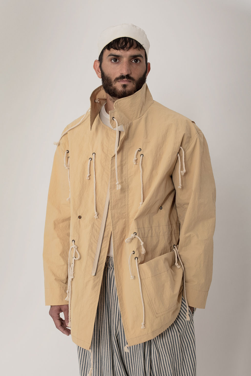 Thumbnail: CRUNCHY FIELD COAT - BEIGE