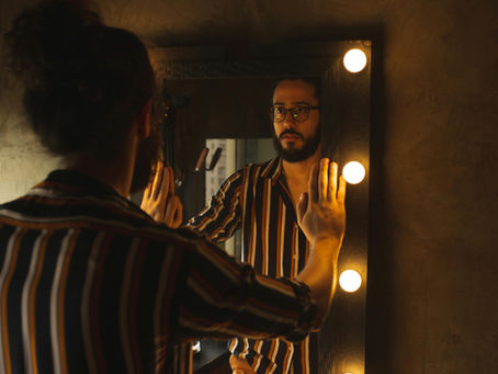 Between the Mirror and the Inner Voice: How to Restore Your Self-Esteem Beyond Others’ Opinions