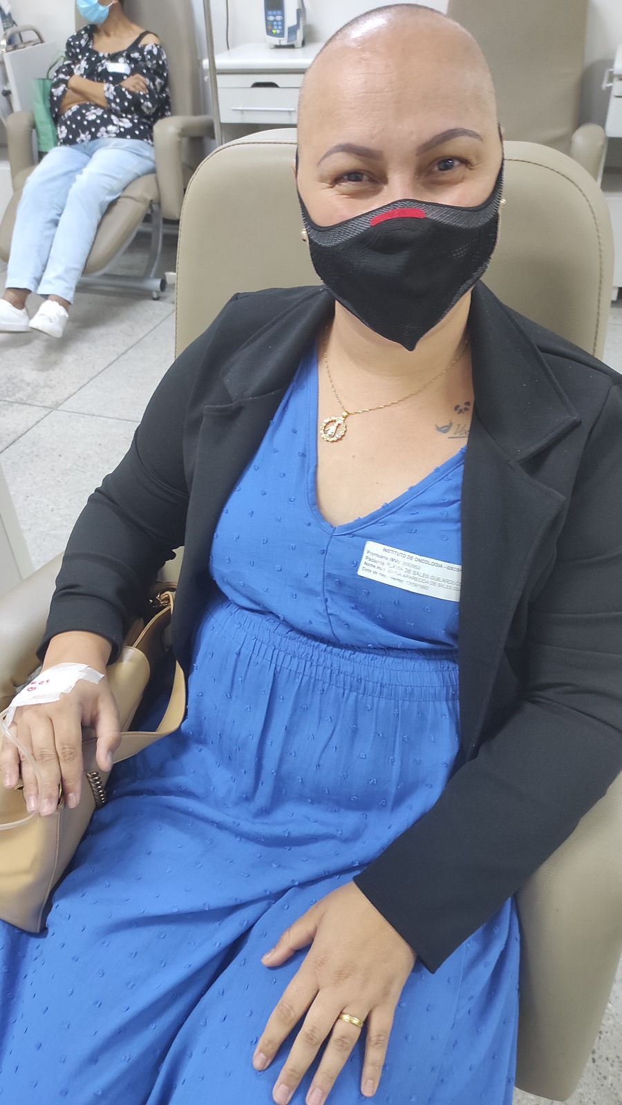 Flávia em tratamento/Arquivo pessoal