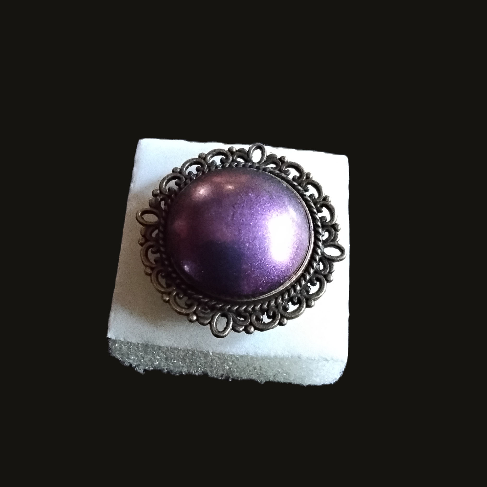 Round Chameleon Purple Bronze Ring