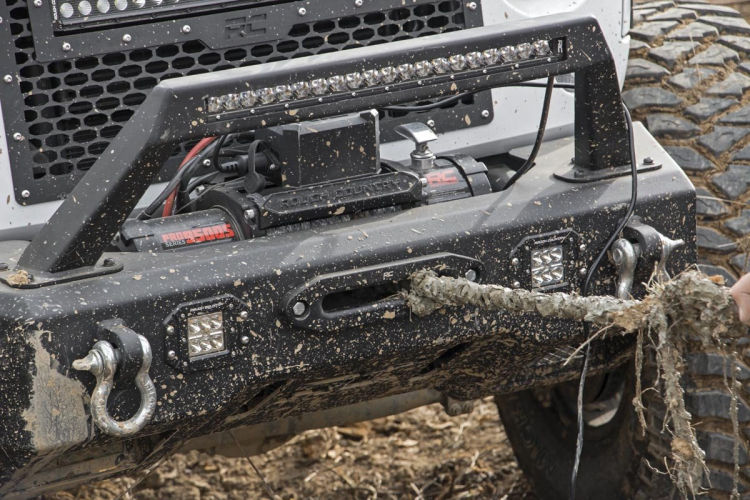 Thumbnail: Defensa corta  Rough Country Jeep Gladiador