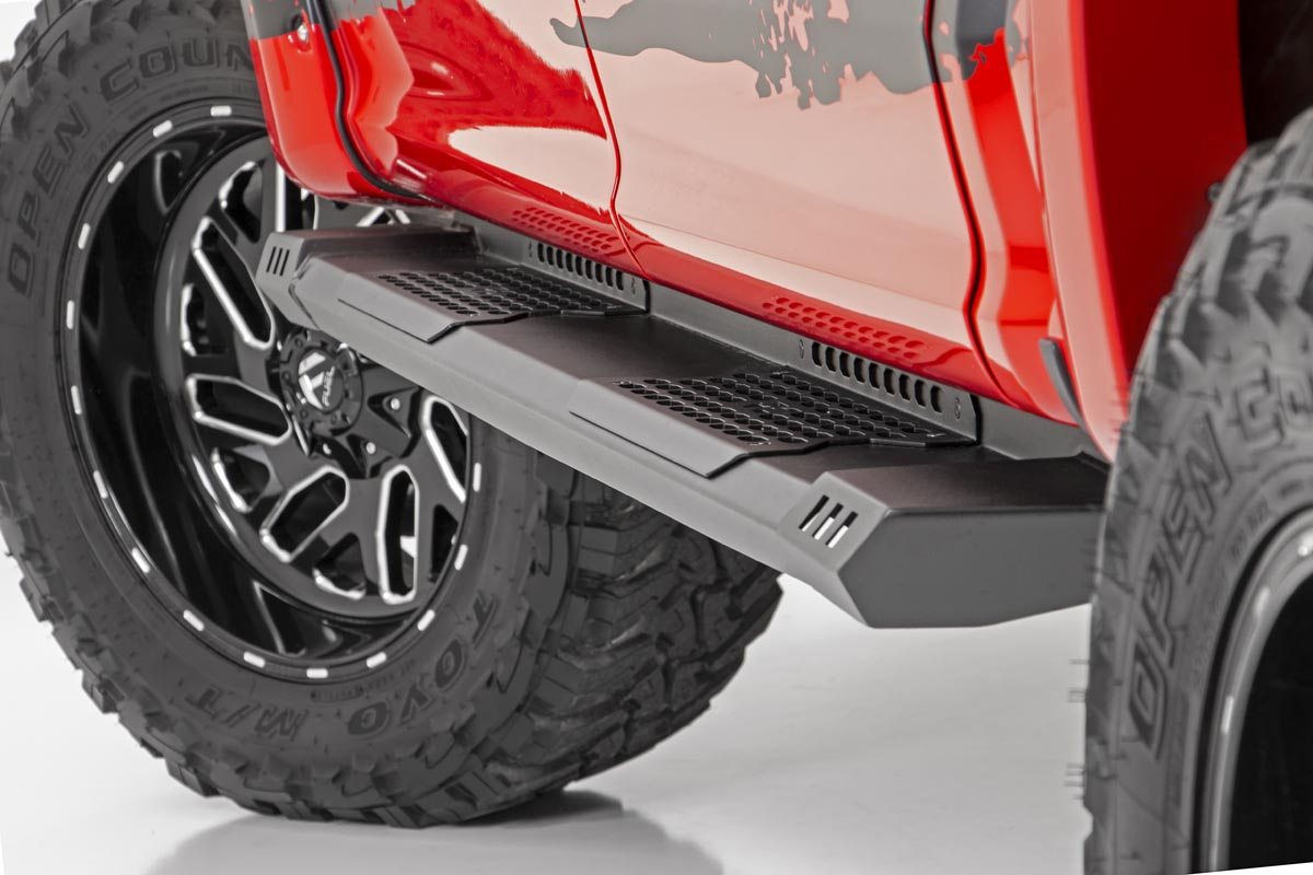 Par de Estribos Rough Country  GMC Sierra 2019-2021