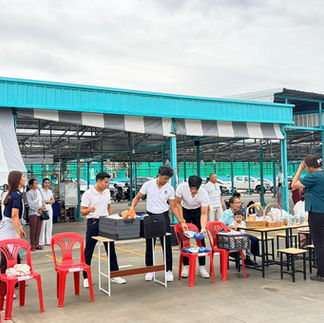 ภาพบรรยากาศ-ตักบาตรทำบุญเข้าพรรษา-u-market-8