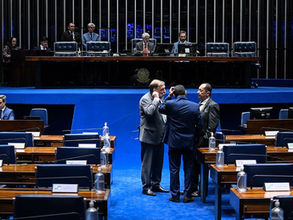 Plenário aprova autorização simplificada para carros modificados