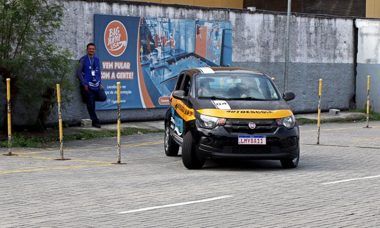 Detran RJ deixa de exigir manobra de baliza no exame prático de primeira habilitação