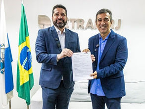 Detran RJ e Correios assinam contrato para entrega domiciliar gratuita de documentos