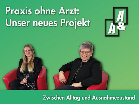 Denise und Tanja Dobrick vom Podcast Zwischen Alltag und Ausnahmezustand, vor einem grünfarbigen Verlauf.