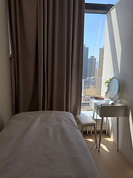 ROOM2.jpeg