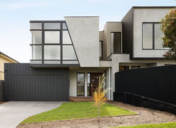 19-Ti-Tree-Grove-38a