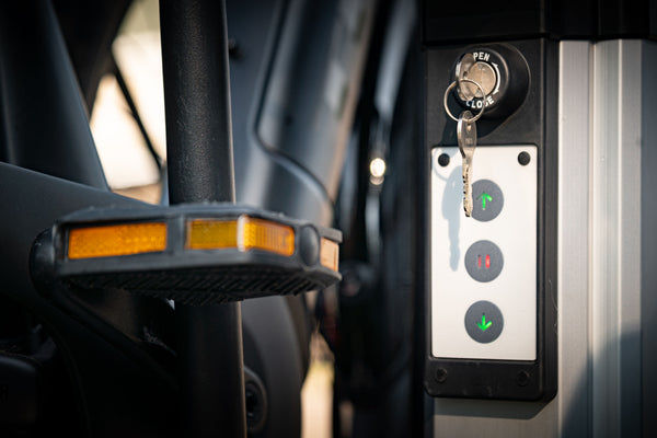 Thumbnail: Saris Door County E-Bike Motorized Hitch Rack