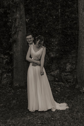 Ella Hartung Fotografenmeisterin Thüringen Erfurt Hochzeitsfotografin Analoge Fotografie Portraitfotografin modern portraitphotography couple