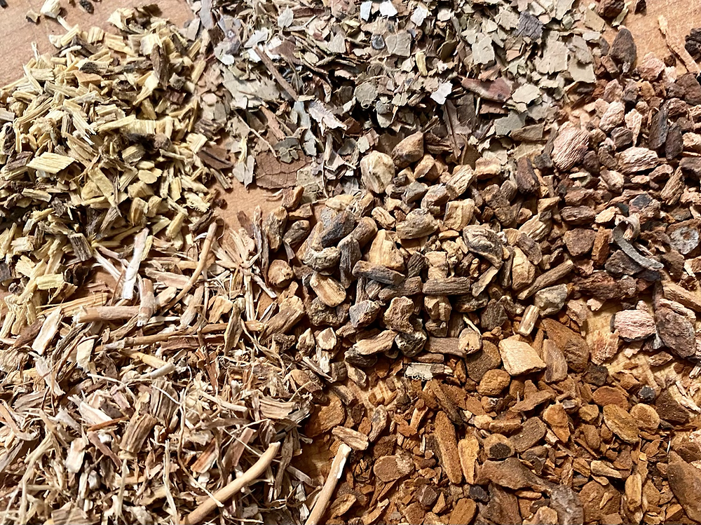Dried roots and barks