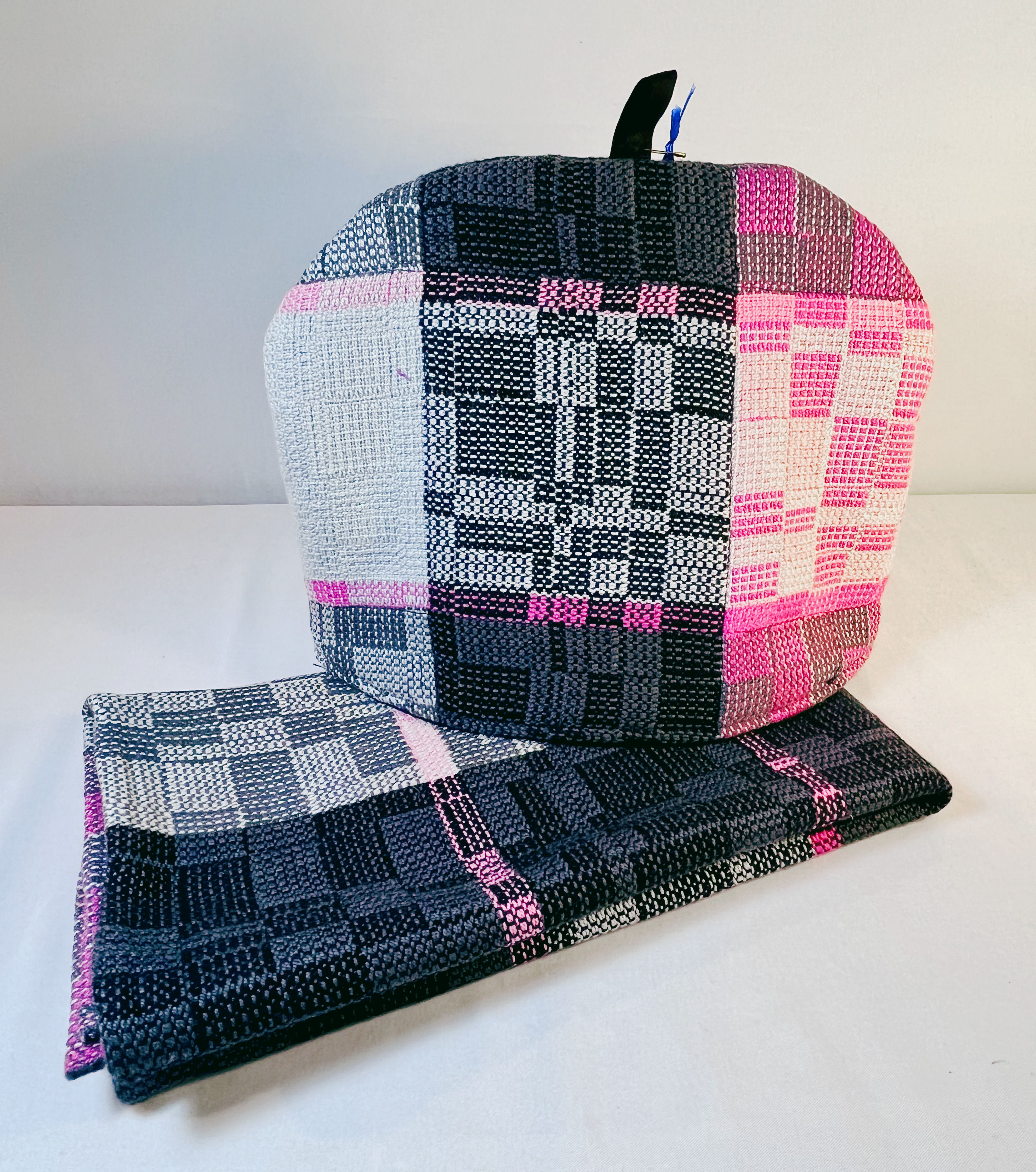 Pink Passion Tea Cozy