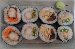 Sushi Roll Mixed - 3,50