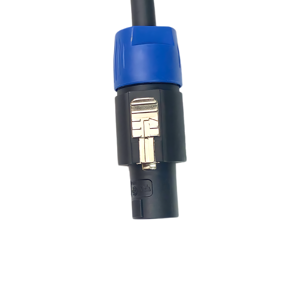 Thumbnail: Double shielding layers of Mammoth MAM SPKN NN10 speaker cable protecting against electromagnetic interference