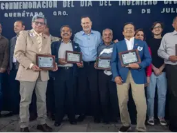 Reconoce gobernador a ingenieros civiles de Querétaro