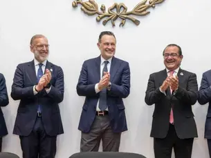 Reconoce Gobernador a empresarios queretanos