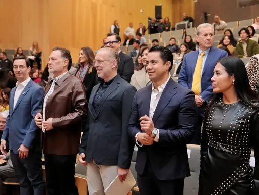 Participa Felifer Macías en inversión que impulsa la innovación energética en Querétaro