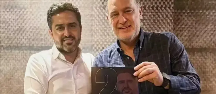 Dorantes presenta a Kuri su Segundo Informe Legislativo