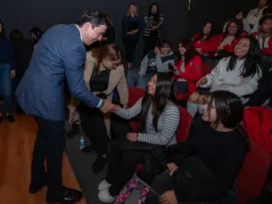 Encabeza Rodrigo Monsalvo clausura de “Soy Mujer, Soy Más Fuerte” con 300 jóvenes marquesinas