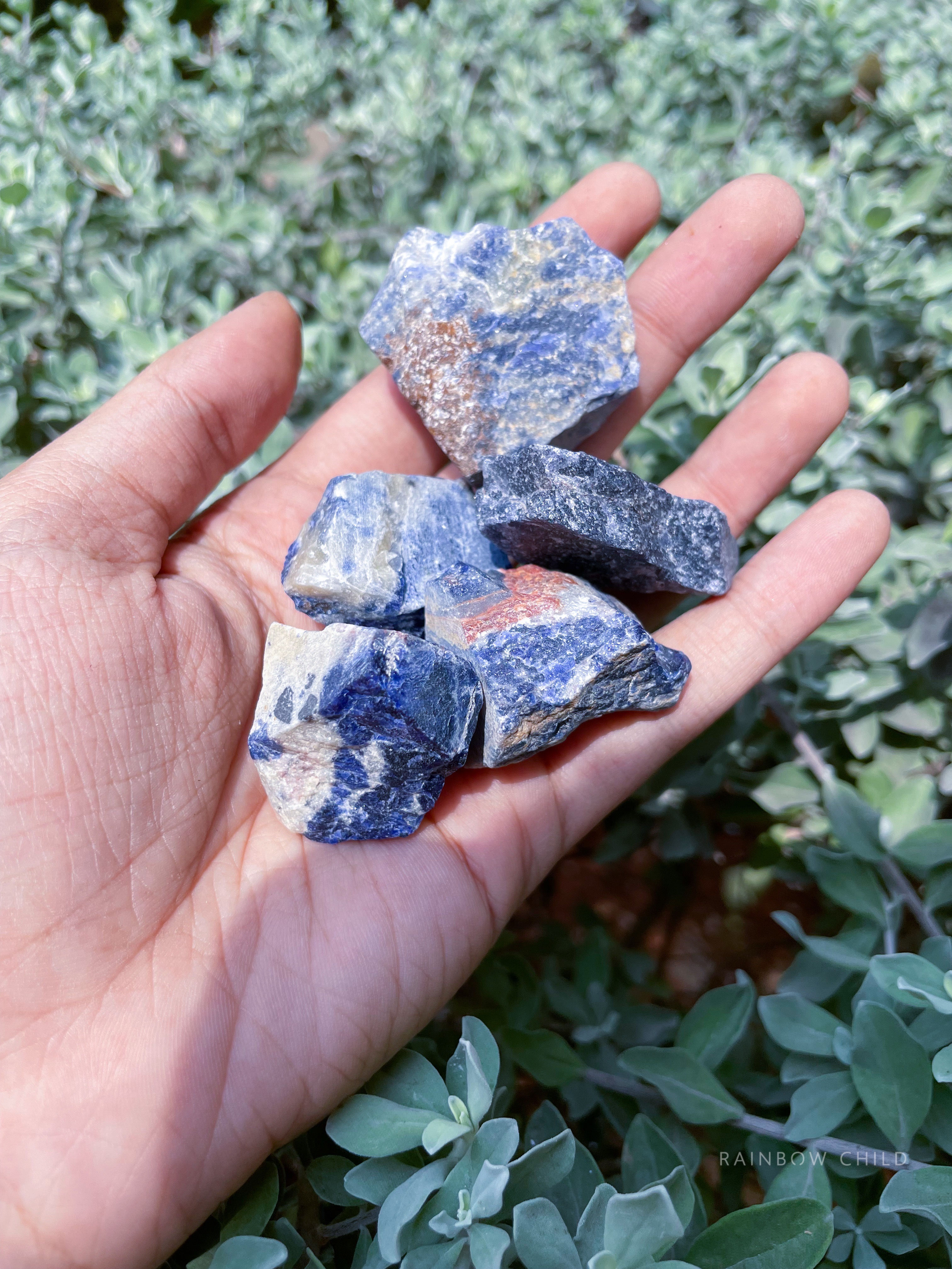 Raw Sodalite (Communication and Rational Thinking)