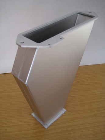 Behälter aus Edelstahl