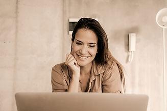 Digital Reading _edited.jpg