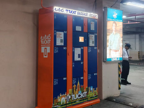 Baggage Lockers Live at Irrum Manzil Mall.