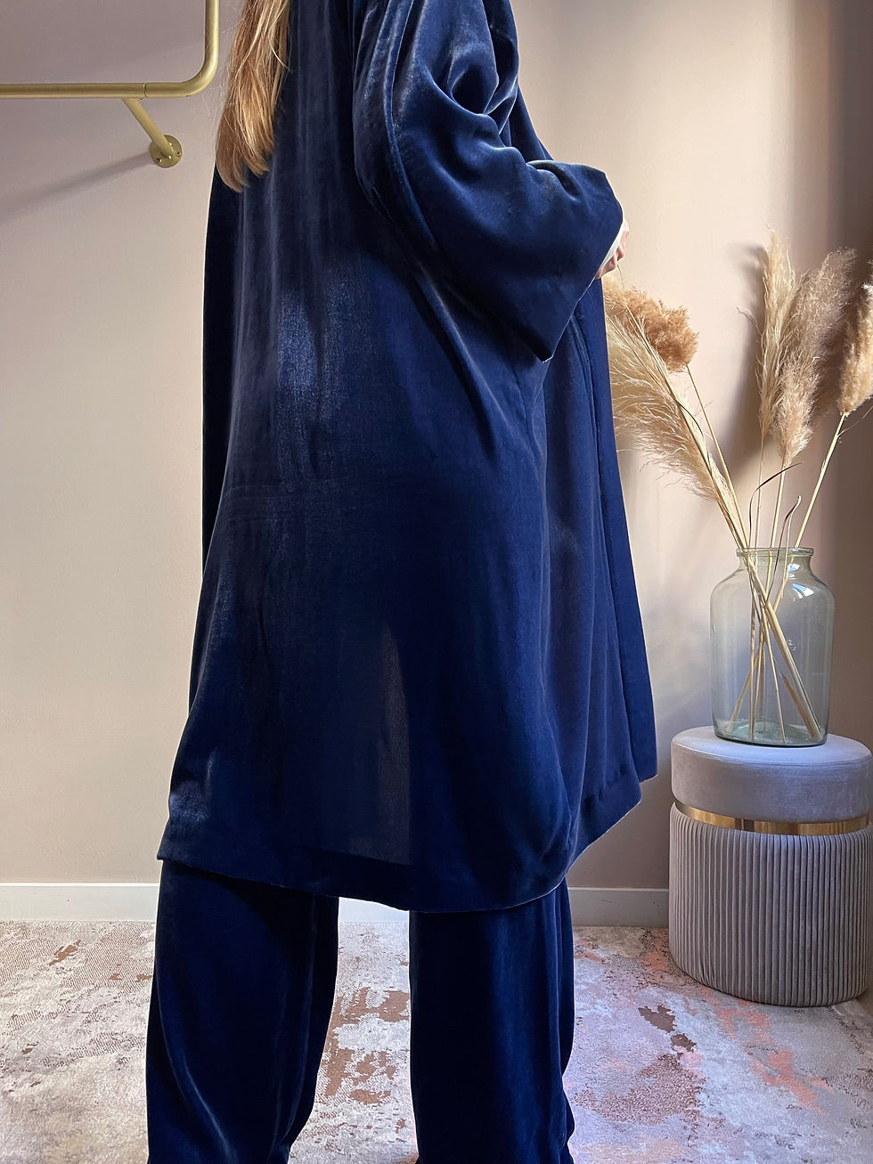 Thumbnail: Velvet Kimono