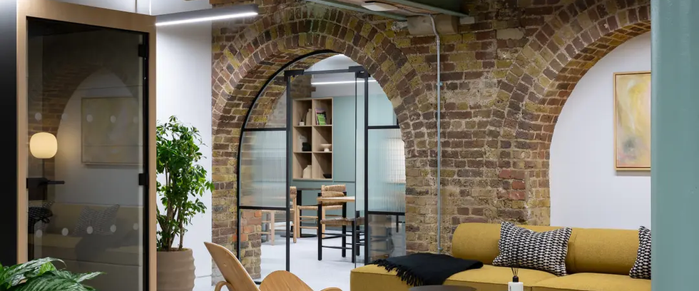 2 Pear Tree Court breakout space