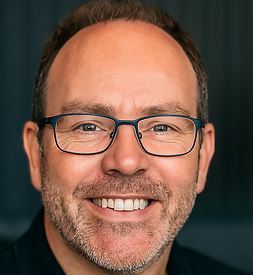 Dan Hunt Copywriter.png