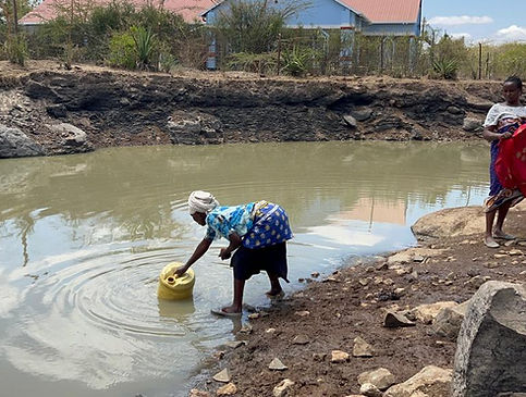 collecting_water.jpeg