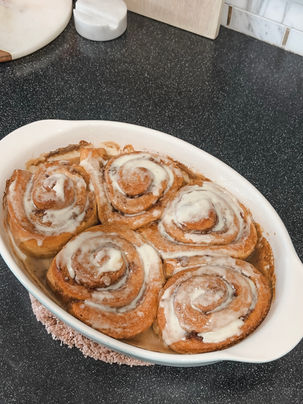 viral cinnamon rolls with a fall twist 🍂✨