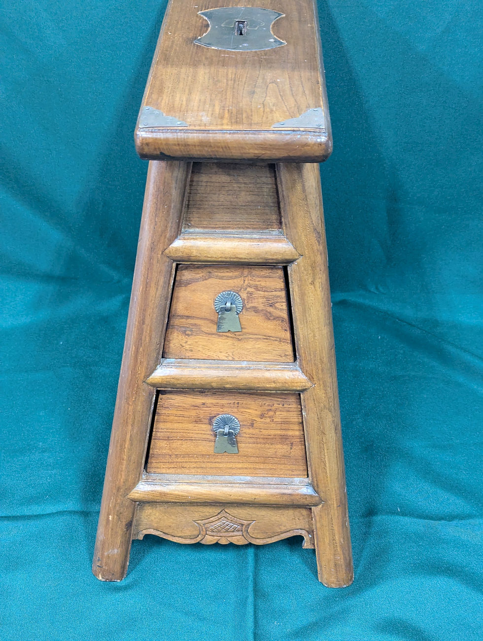 Thumbnail: Wooden Chinese Barber's Bench