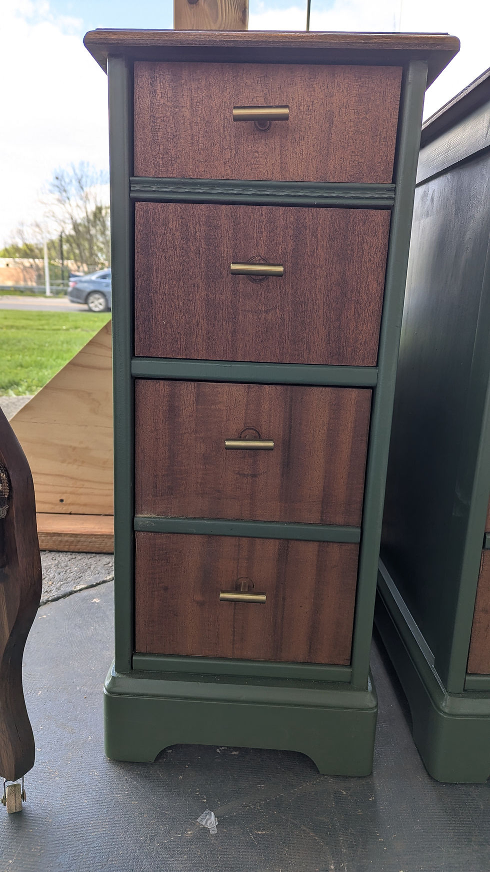 Thumbnail: Pair of Solid Mahogany Nightstands