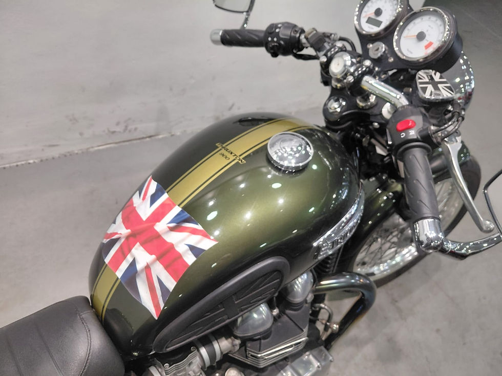 Thumbnail: TRIUMPH THRUXTON 900