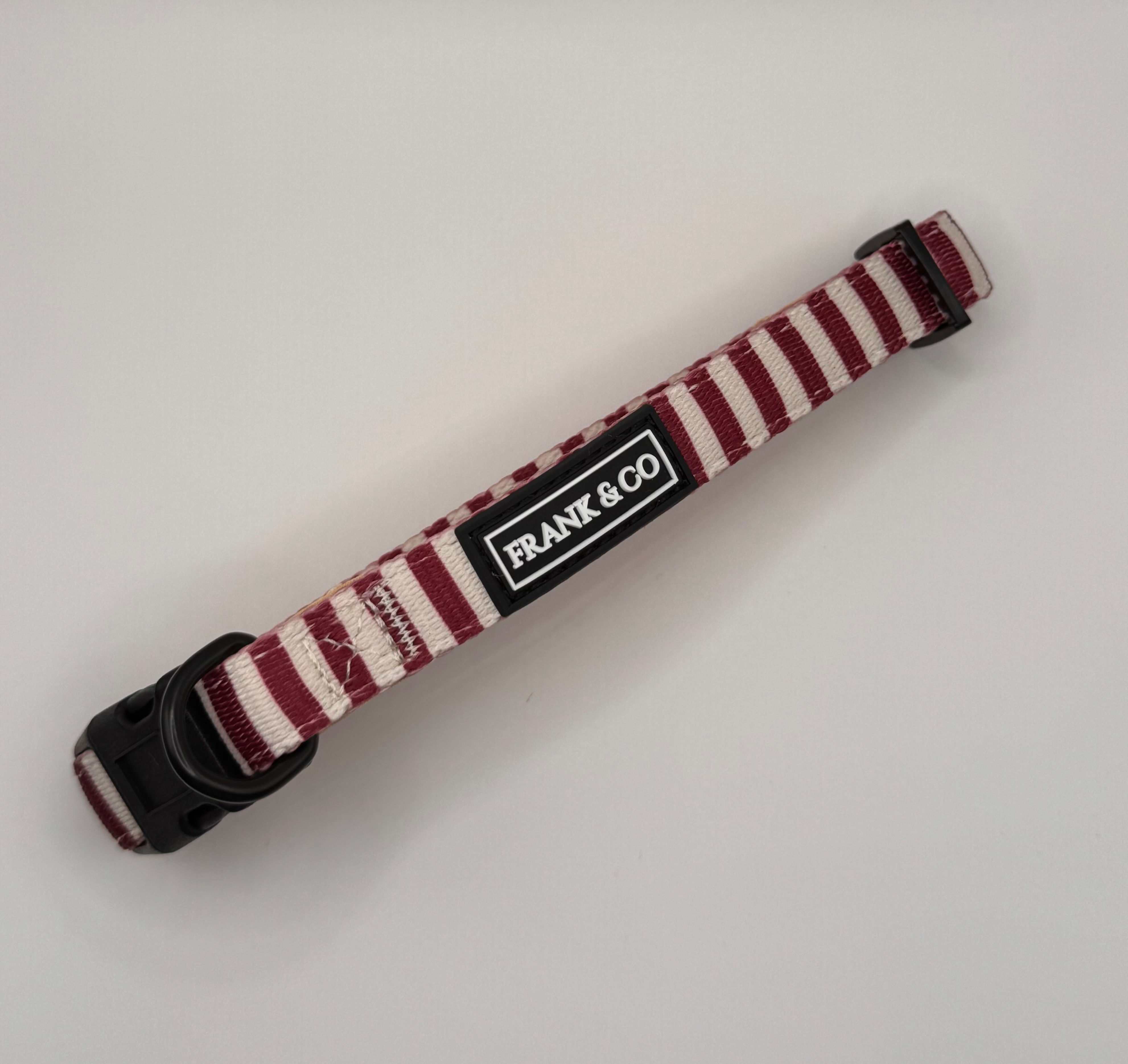 Berry Stripe Collar