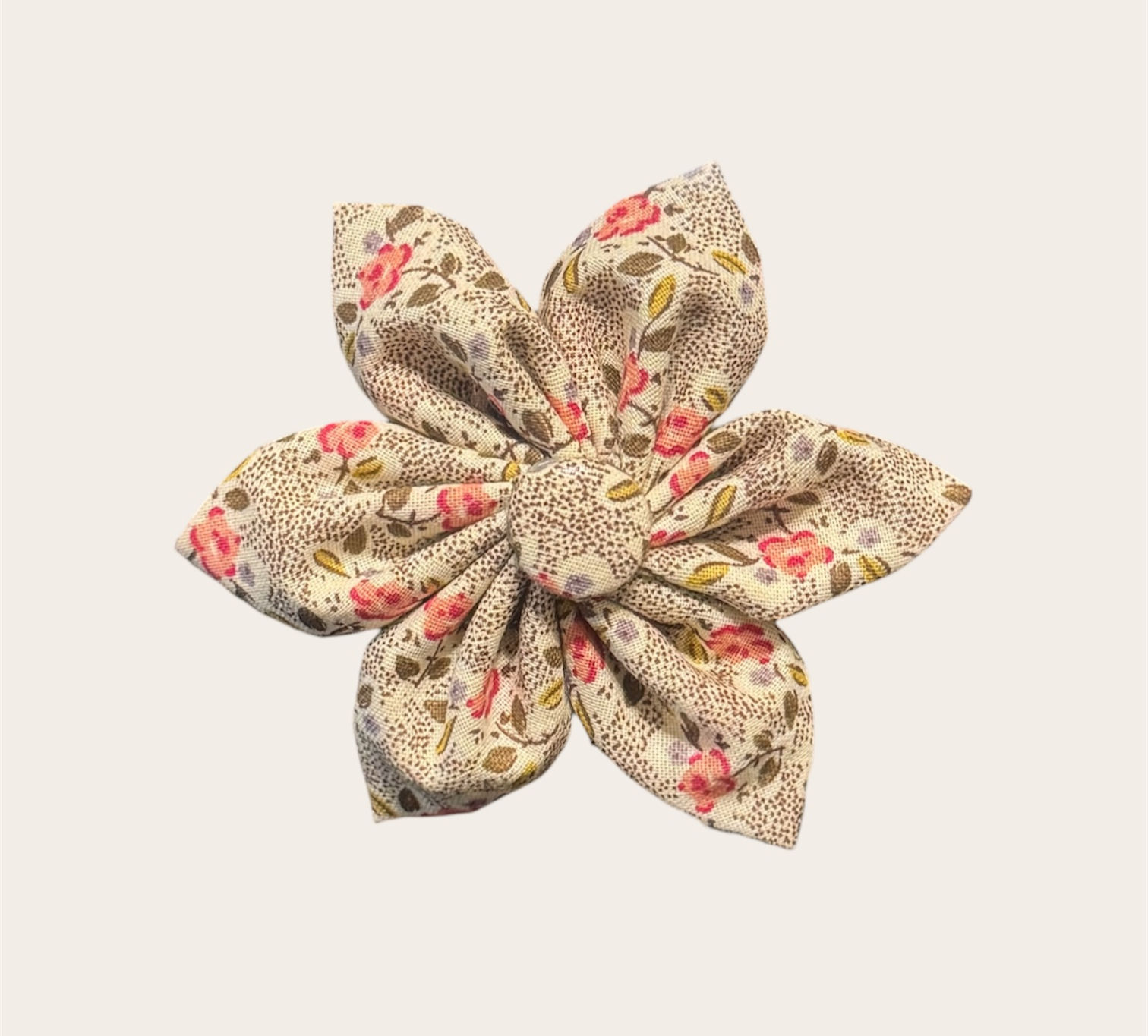 Vintage Floral Collar Flower