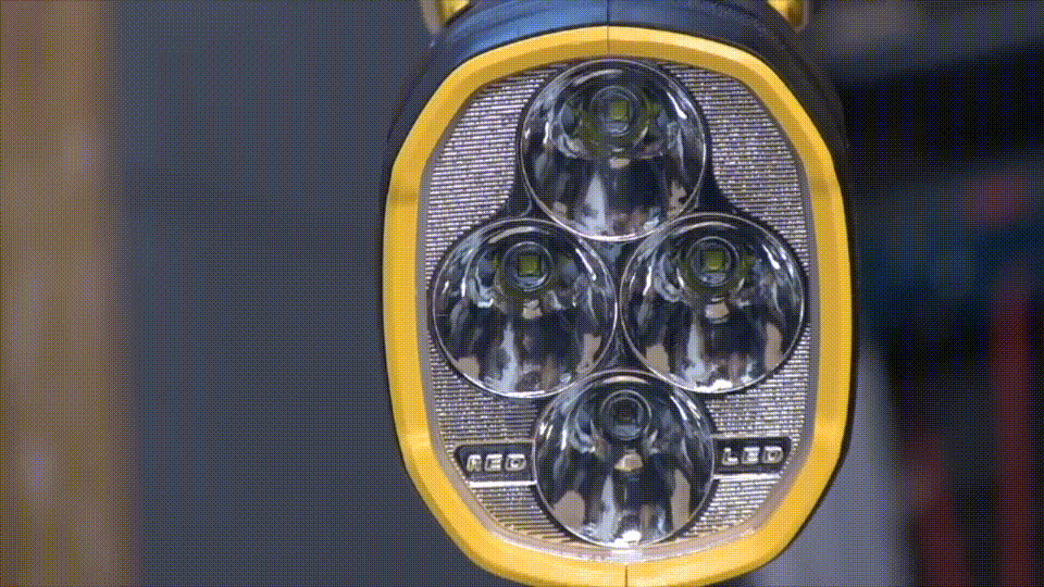 DEWALT 得偉 強光小燈炮,最大1500流明,遠程照明距離達465光,可選白光或紅光使用,DCL043