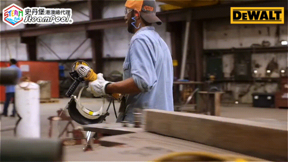 DEWALT 得偉濕電角磨機,房屋署建議安全規格,得偉以用家安全為首要,無線工具普及時仍持續研發濕電角磨機,大大提升效能和安全系數,為用家帶來最優質的體驗。DWE4324