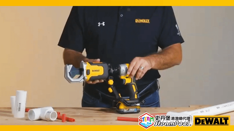 DEWALT 得偉 PVC膠喉剪,可以360度多角度旋轉,靈活改變切割角度,應付不同環境,DWAPVCIR