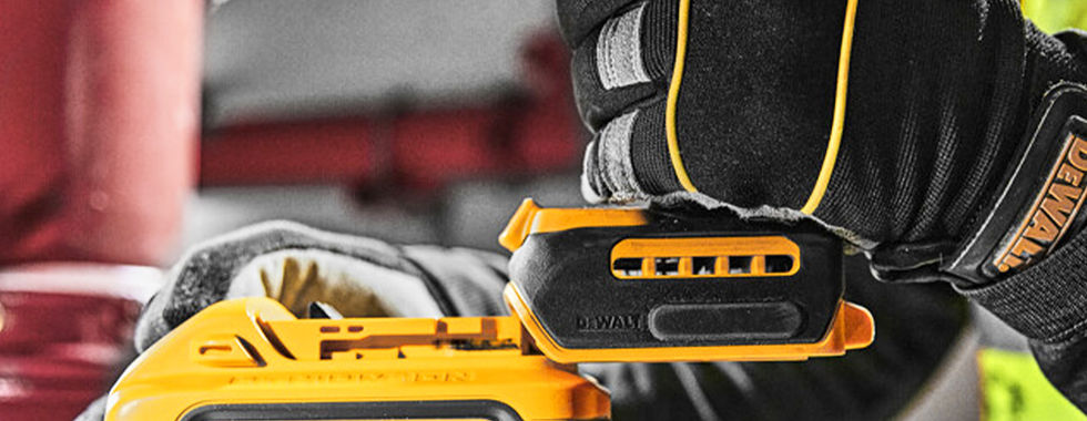 史丹堡Steampool得偉總代理 DEWALT DCBP518 Powerstack 5AH Lithium Battery 鋰電池 產品圖5 配DCF899