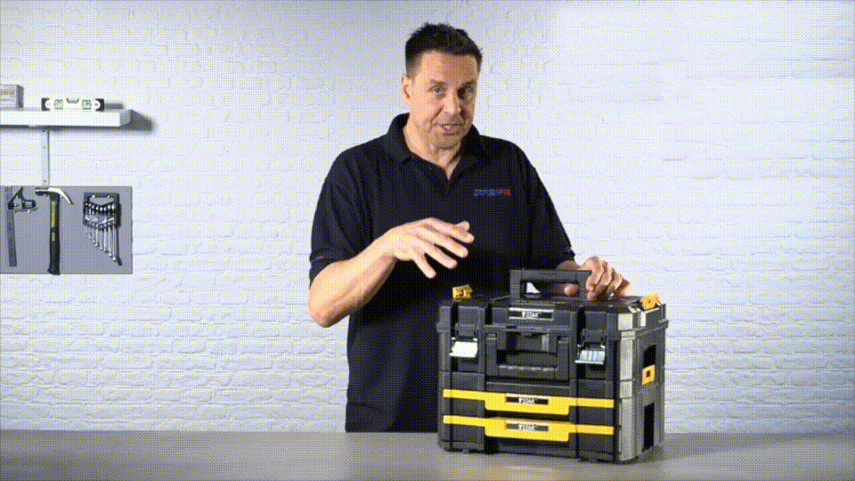 DEWALT DWST1-70702,得偉二合一雙抽屜工具箱,分開上下層,尺寸同是 440 x 332 x 176mm,上層為大空間,自由擺放物資,下層為雙抽屜,間隔可採用或移走。