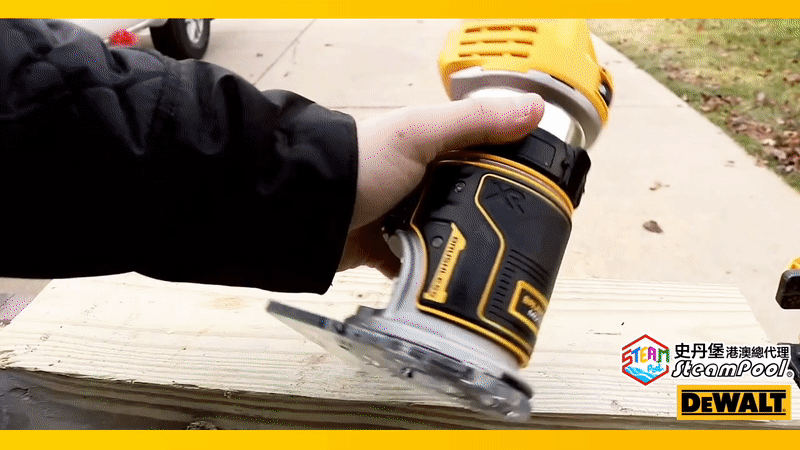 DEWALT Router 得偉鑼機 修邊機,D型底座,提高穩定性,握手位雙物料設計,防滑橡膠外層,DCW600 DCW604 D26204