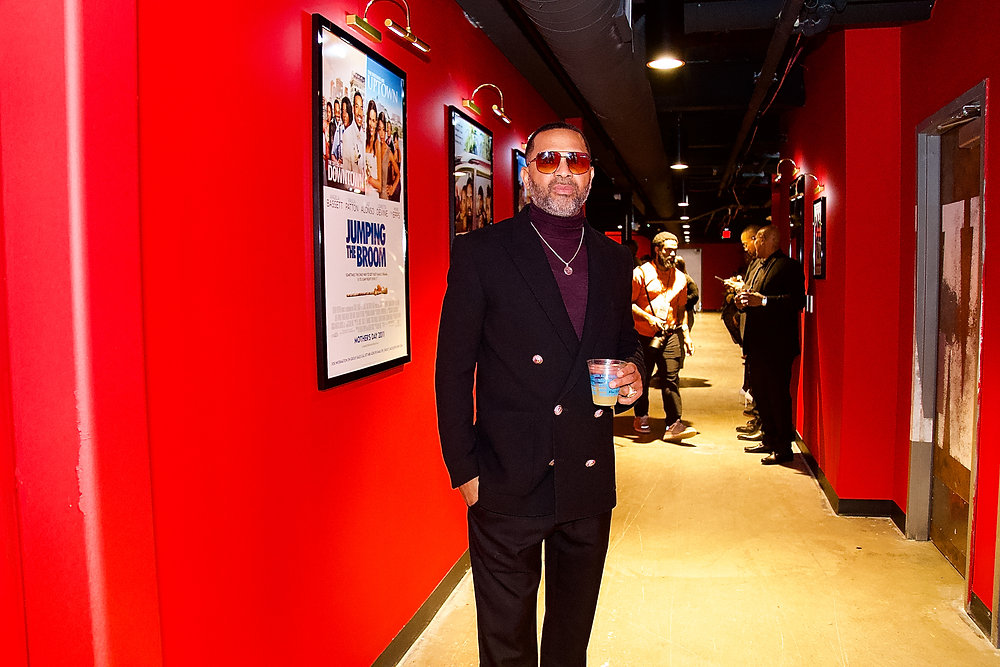 Mike Epps at a charity event